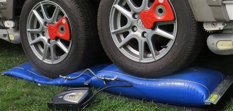 Video Fitting Axle Wheel Locks To A Twin Axle Caravan Caravan Guard