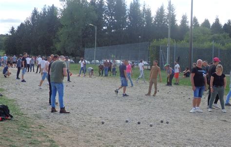 Beauzac Avec 66 doublettes inscrites un premier concours de pétanque