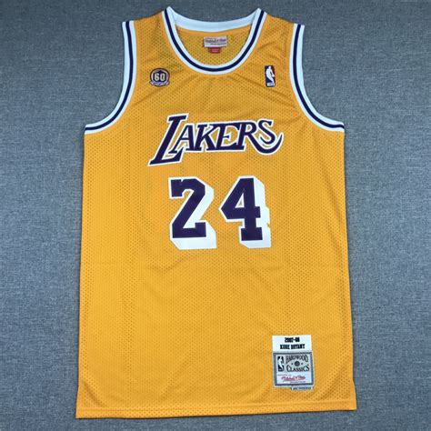 Camiseta Kobe Bryant 24 Los Angeles Lakers Amarillo 60th Anniversary ⋆ Micamisetanba