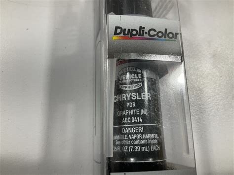 Dupli Color Acc0414 All In 1 Touch Up Paint For Chrysler Graphite M