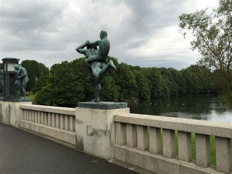 Frognerparken Og Vigelandsparken