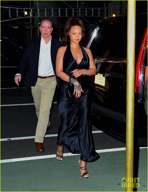 Rihanna Slips Into Black Dress For Party In Nyc Photo