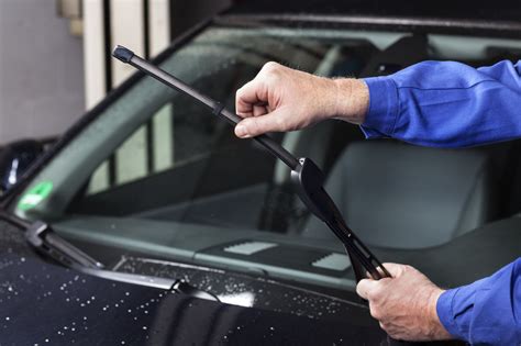 Cuánto tiempo duran los limpiaparabrisas de un carro