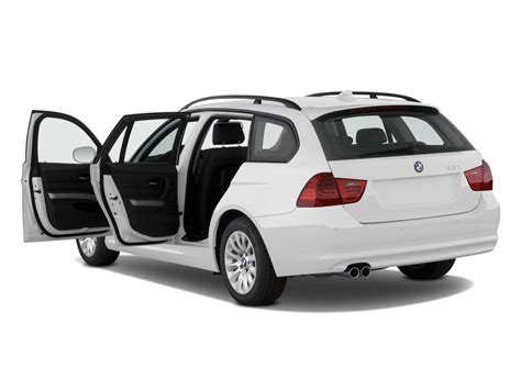 2009 Bmw 328i Xdrive Sports Wagon Bmw Luxury Wagon Review