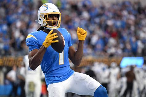 Los Angeles Chargers Wide Receiver Rebuild: Analyzing The New (and Improved?) Pass-Catching Unit ...