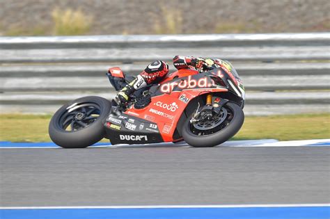 Sbk Thailandia Superpole Bautista Domina La Griglia