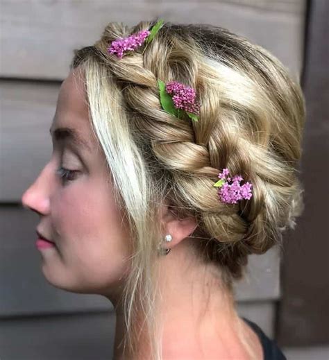 25 Beautiful Halo Braids You Should Try 2020 Hairstylecamp