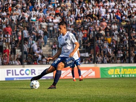 El defensor que la rompió en el ascenso y debe volver a Boca :: Olé