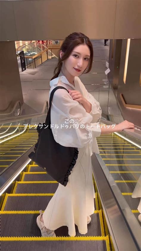 美人百花さんのインスタグラム動画 美人百花instagram「発売中の美人百花8月号付録 「アレクサンドル ドゥ パリの折りたためる