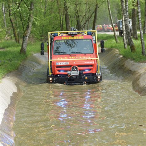 Unimog U Auf Der Rettmobil Mercedes Benz Special Trucks