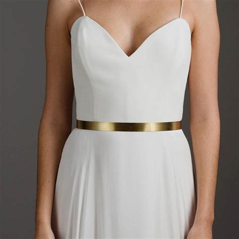 Wedding Dress Belt Minimal Design in Gold, Rose Gold or Silver – Lia Terni