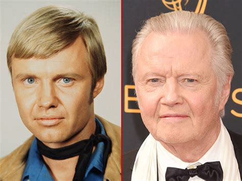 Fans are reacting to what voight jon just said on live TV 4