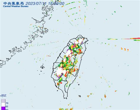 不斷更新》雨彈升級！17縣市豪大雨特報 全台閃電亂炸 生活 中時新聞網