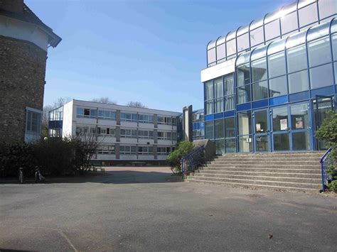 GOURNAY SUR MARNE COLLÈGE EUGÈNE CARRIÈRE VUE D ENSEMBLE Document