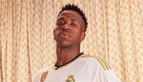 Urgente Vin Cius Jr Renova Contrato Real Madrid At