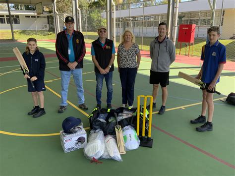 RSL donates sports gear to Woodford State School