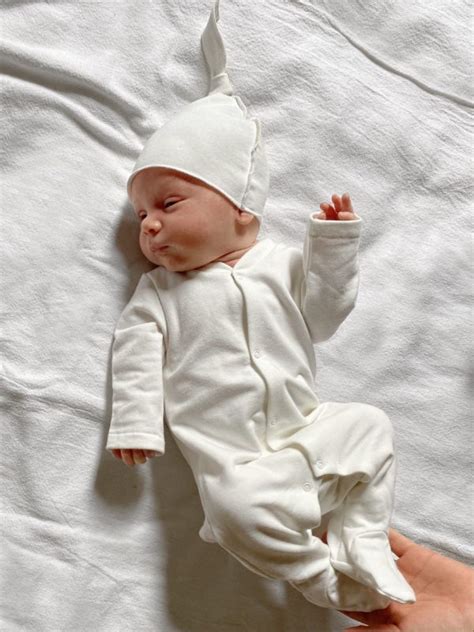 A Basic Brand Baby Suit Nude Wool Skins