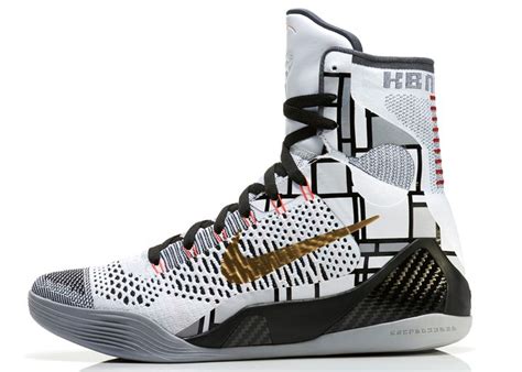 DAANIS: Kobe Rose Gold Kobe Cool Basketball Shoes