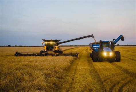 Cr Series Tier B Twin Rotor Combines Models Combines Headers