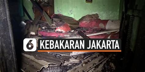 Video Kebakaran Rumah Petak Akibat Korsleting Listrik Enamplus