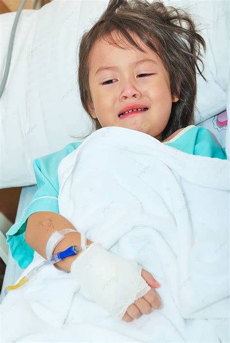 Sick Little Girl Crying In Hospital Bed Sleeping Kid Sick Hospital ...