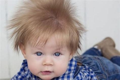 Descubra Quando E Como Cortar Cabelo De Beb Sem Medo Fraldario