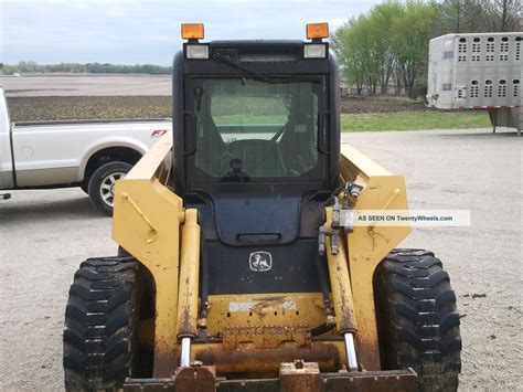 John Deere 332 Skid Loader