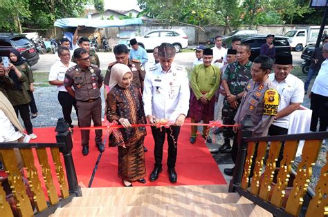 Pj Bupati Meresmikan Pembangunan Berbagai Proyek Strategis Pemkab Muaro