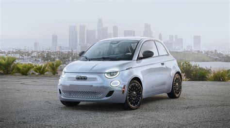 Fiat 500e: First Stellantis BEV for US Rolls Off the Line | Stellantis Blog