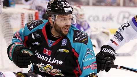 Elite League Belfast Giants 3 2 Braehead Clan Bbc Sport