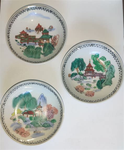 Chinese Porcelain Plates Set of Three - Etsy