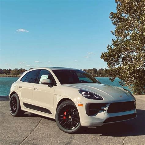 Porsche Macan Club (official) on Instagram: “White Porsche Macan GTS . . @porschelouisville ...