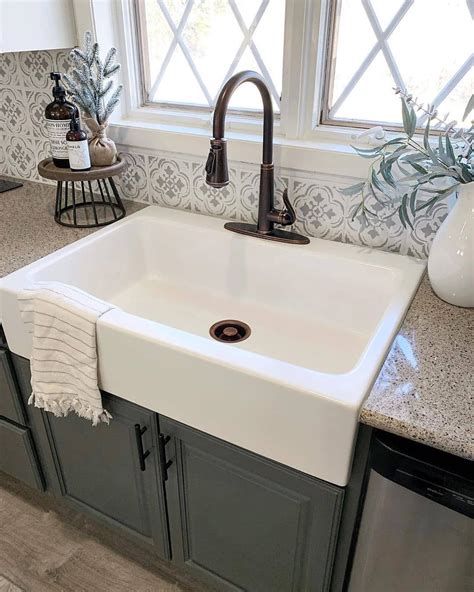 Farmhouse Charm 🏡 On Instagram “would You Love To Have A Farmhouse Sink In Your Kitchen