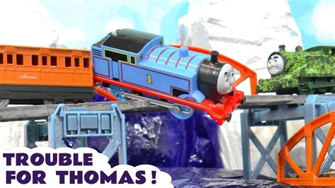 Trouble For Thomas Toy Train Story With Tom Moss And The Funlings Youtube