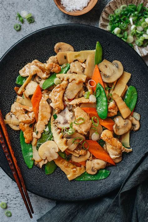 moo goo gai pan chicken mushroom stir fry woks  love