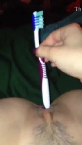 Desi Girl Pussy Fuck With Toothbrush Bangladeshi 69 Porn XHamster