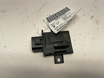 Land Range Rover Velar Fuel Gas Pump Control Module Oem Fk