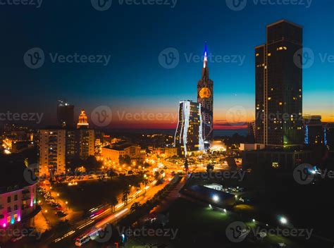 Batumi Ilumina La Ciudad Por La Noche Panorama Turístico Histórico