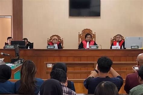 Tanpa Kehadiran Gibran Dan Almas Ini Hasil Sidang Perdana Gugatan