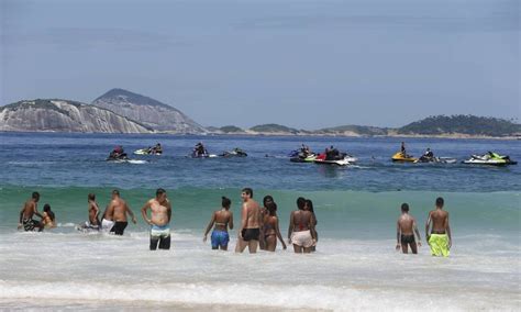 Poucos dias após acidente entre jet skis cenário não mudou na orla do