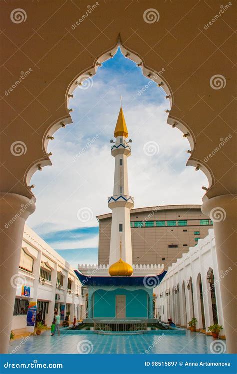 Masjid At Taqwa Mosque Entrance Through The Arch Miri City Borneo