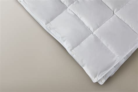 Arctic New Eiderdown Duvet | Thermal Properties | Savoir Beds