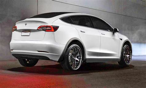 Tesla Model Y revelado hoje na Califórnia