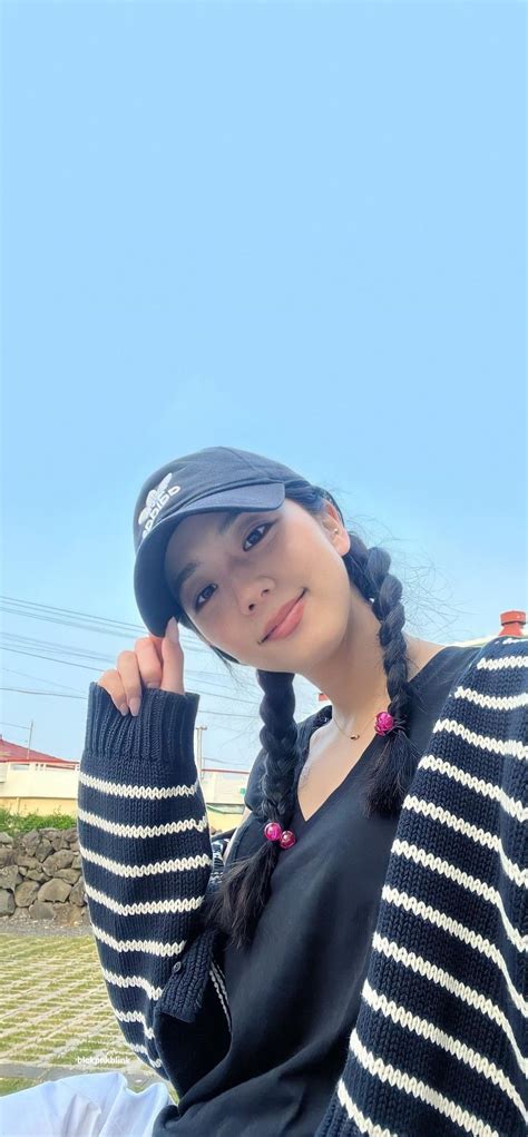 Jisoo Ig Post Crochet Hats Crochet Fashion