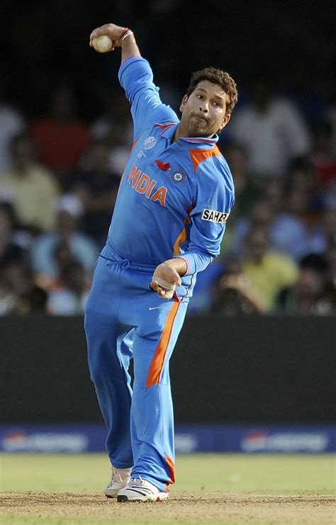 Sachin Tendulkar had a bowl | ESPNcricinfo.com