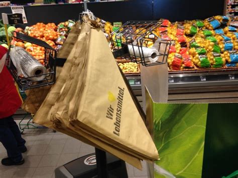 Papier Statt Plastik Im Supermarkt Besser Leben Ohne Plastik