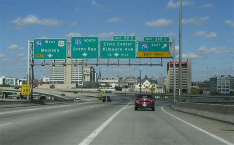 NB I-43/WB I-94 at the Marquette Interchange.