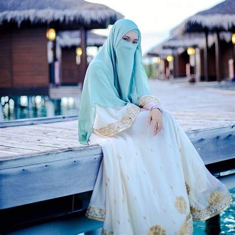 Pin Oleh Unique Di Beautiful Muslimahs Wanita Gaya Hijab Pakaian