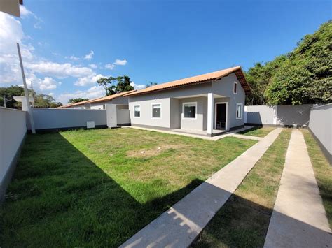 Casa na Rua Vinte e Oito 28 Chácaras De Inoã em Maricá por R 375