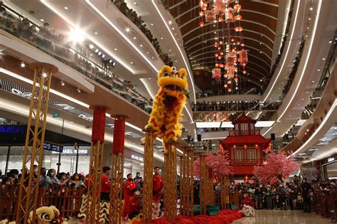 Chinese Indonesians Rejoice As Chinese New Year Festivities Return